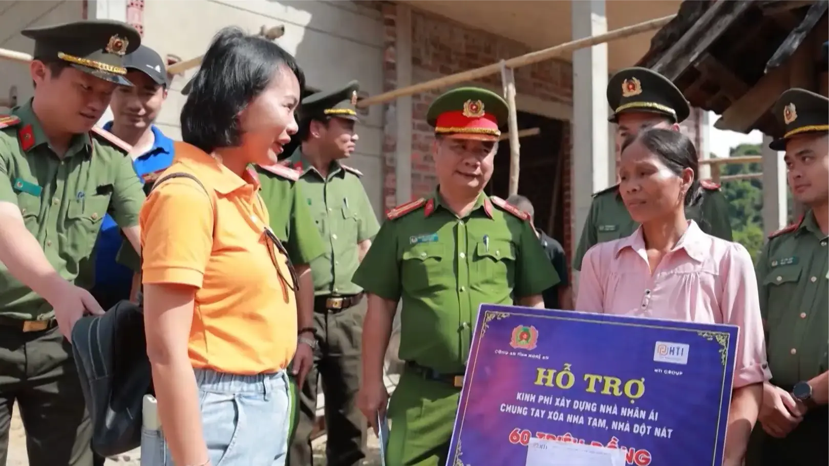 Mang mái ấm về với bản cao | Người tốt quanh ta | 02/11/2025